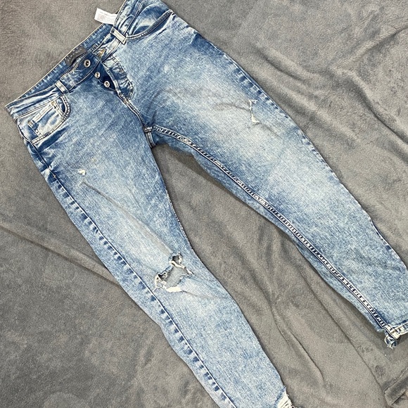 Zara Man Distressed Blue Jeans - Picture 6 of 7